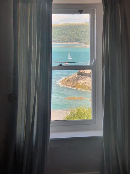 Arvonia Sleeps 7, Sea Views, Dog Friendly Villa New Quay  Kültér fotó