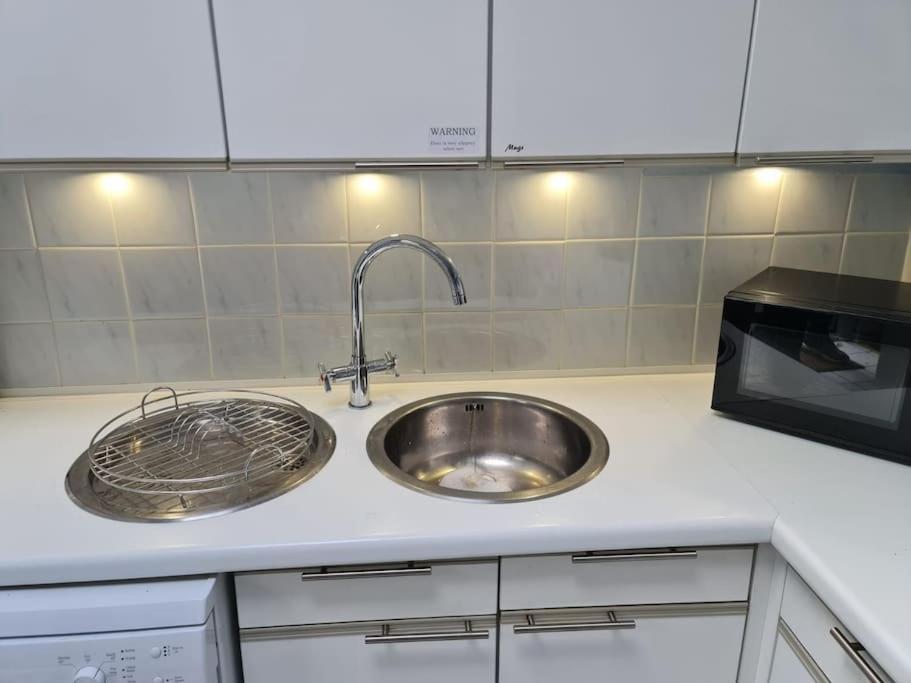 Arvonia Sleeps 7, Sea Views, Dog Friendly Villa New Quay  Kültér fotó