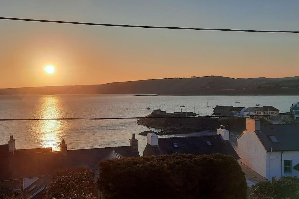 Arvonia Sleeps 7, Sea Views, Dog Friendly Villa New Quay  Kültér fotó