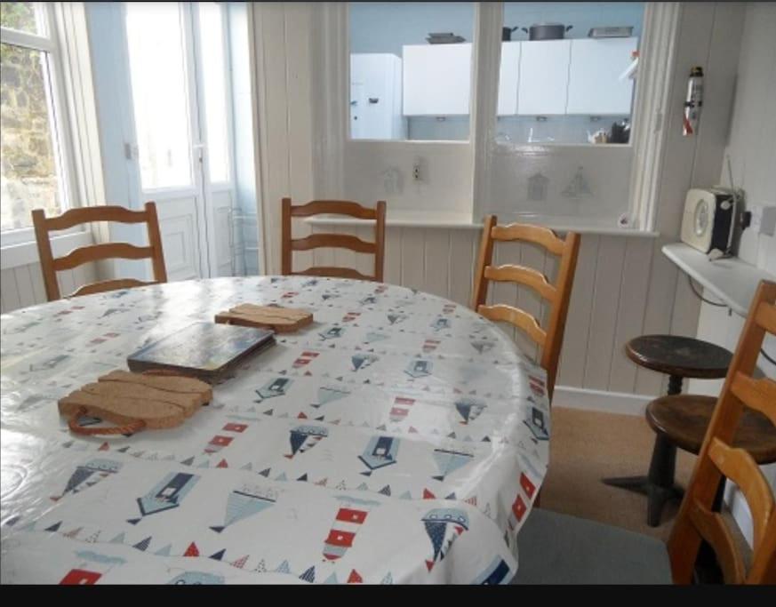 Arvonia Sleeps 7, Sea Views, Dog Friendly Villa New Quay  Kültér fotó